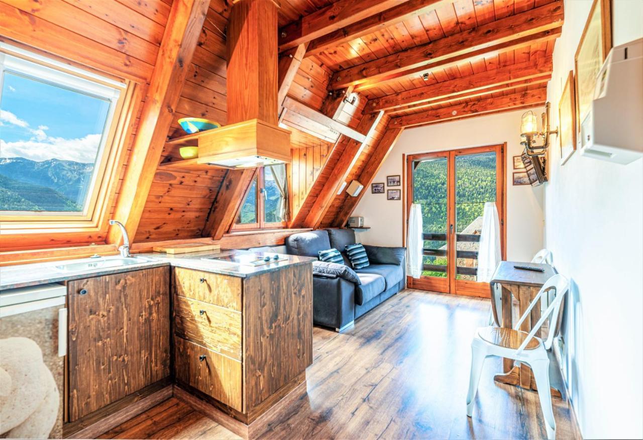 Apartamentos Aran Montcorbau 외부 사진