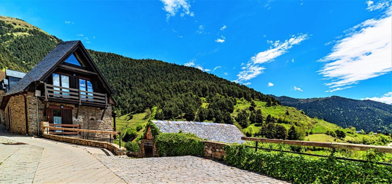 Apartamentos Aran Montcorbau 외부 사진