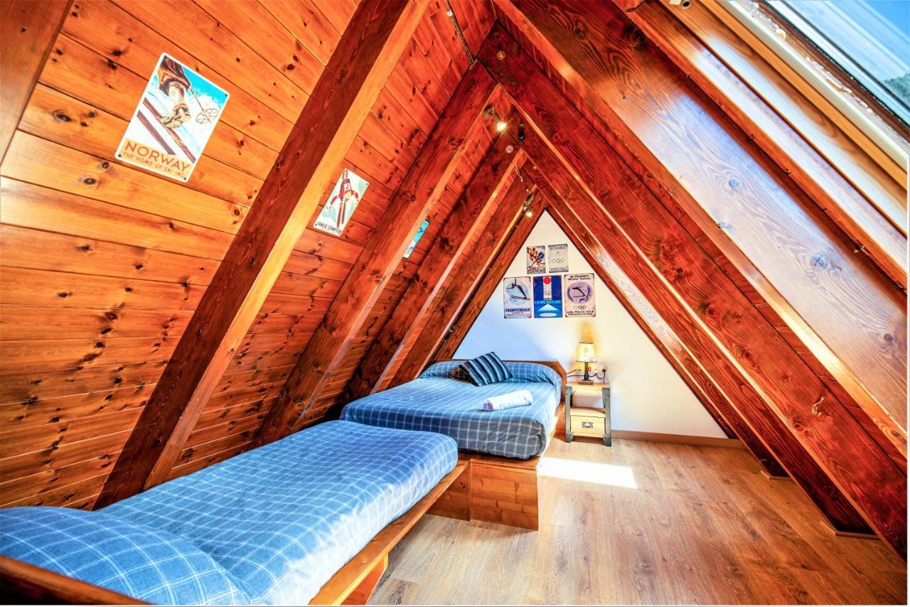 Apartamentos Aran Montcorbau 외부 사진