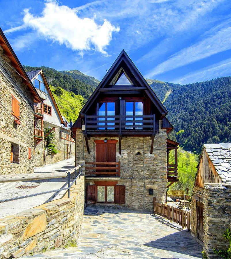 Apartamentos Aran Montcorbau 외부 사진